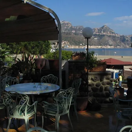 Ξενοδοχείο Athena Giardini Naxos