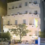 Hotel Athena 3*